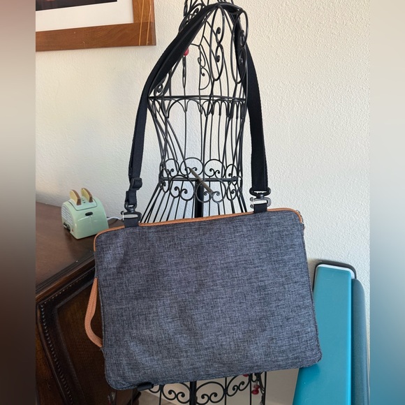 Gray and Tan Laptop Bag w/Durable Design USB charging and headphone hole (1-068) - Picture 2 of 10